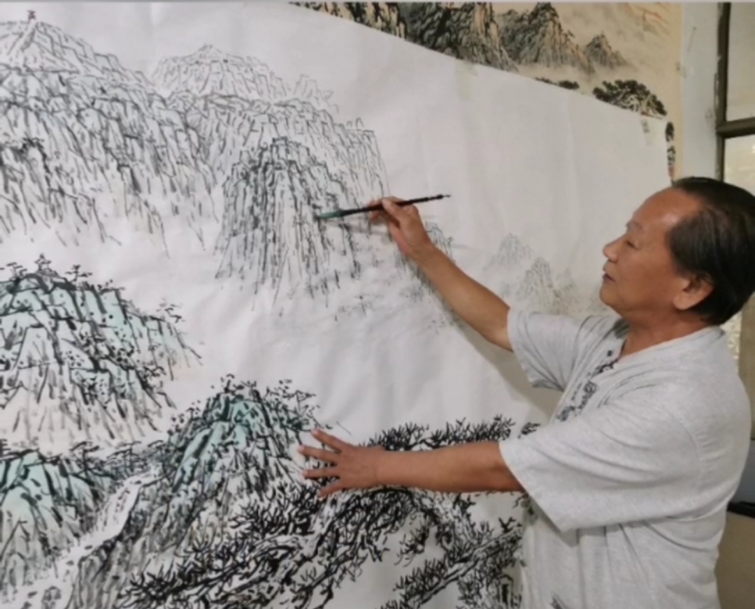 李兴家先生创作泰山山水